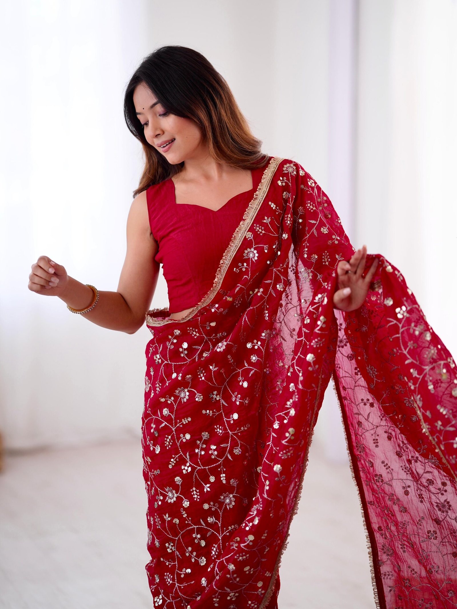 Saree Crunchy Silk - Image 3