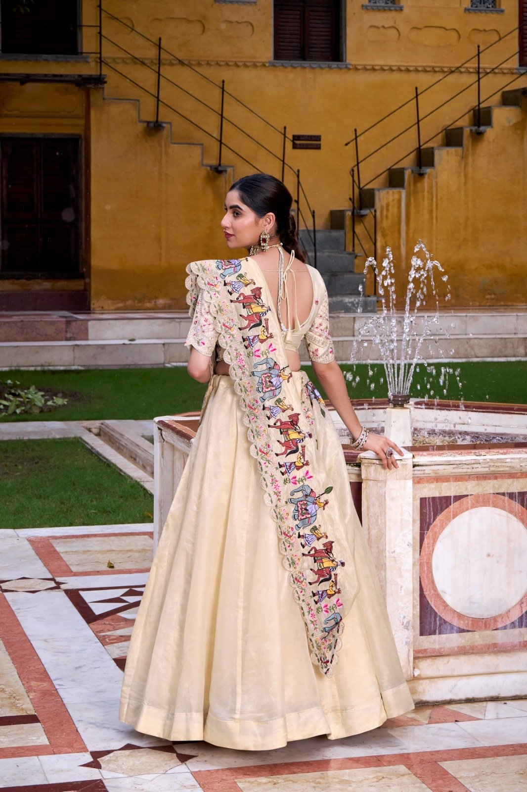 Lahenga Choli Raspberry - Image 3