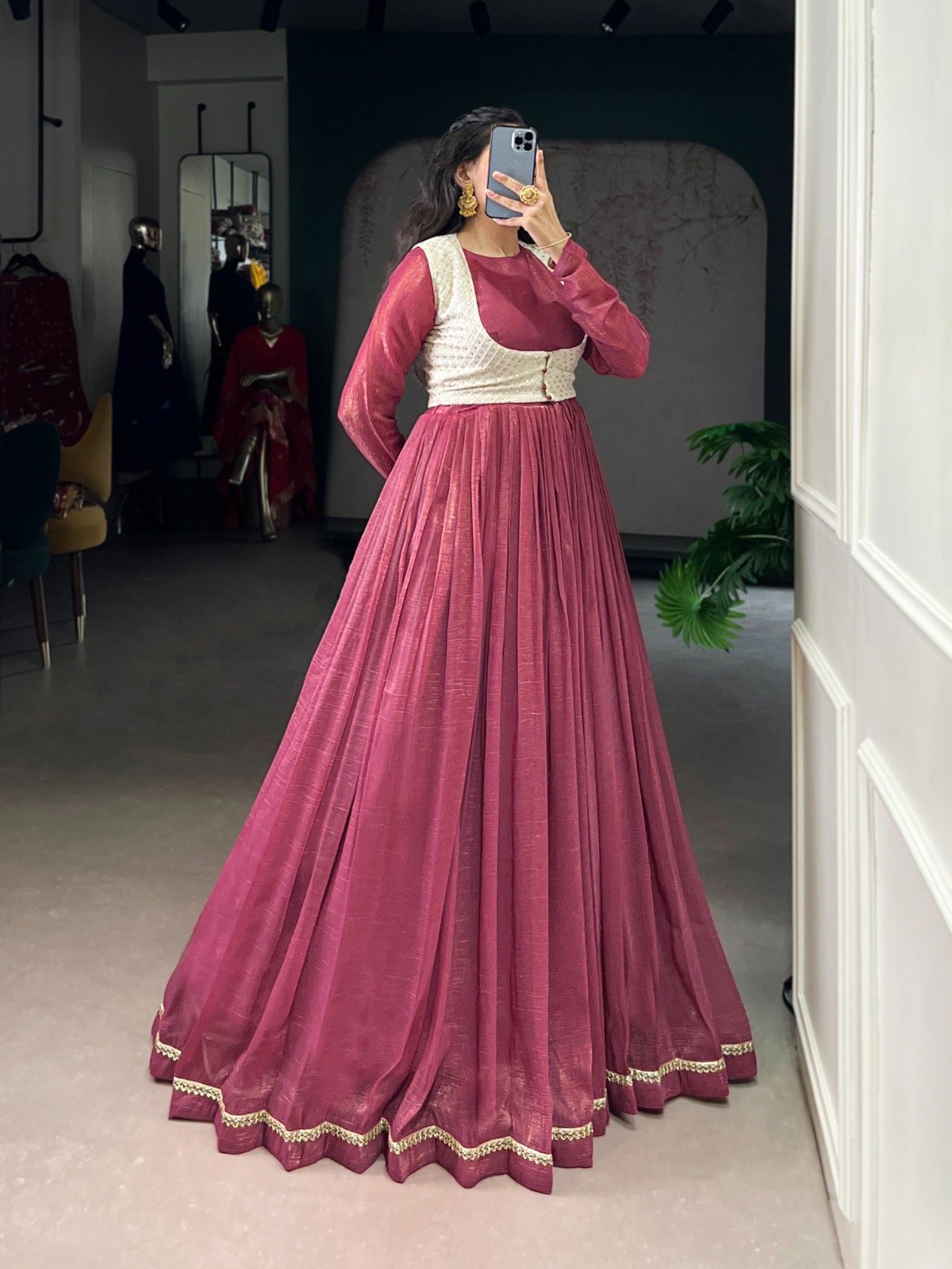 Gown Silver Glosy - Image 3