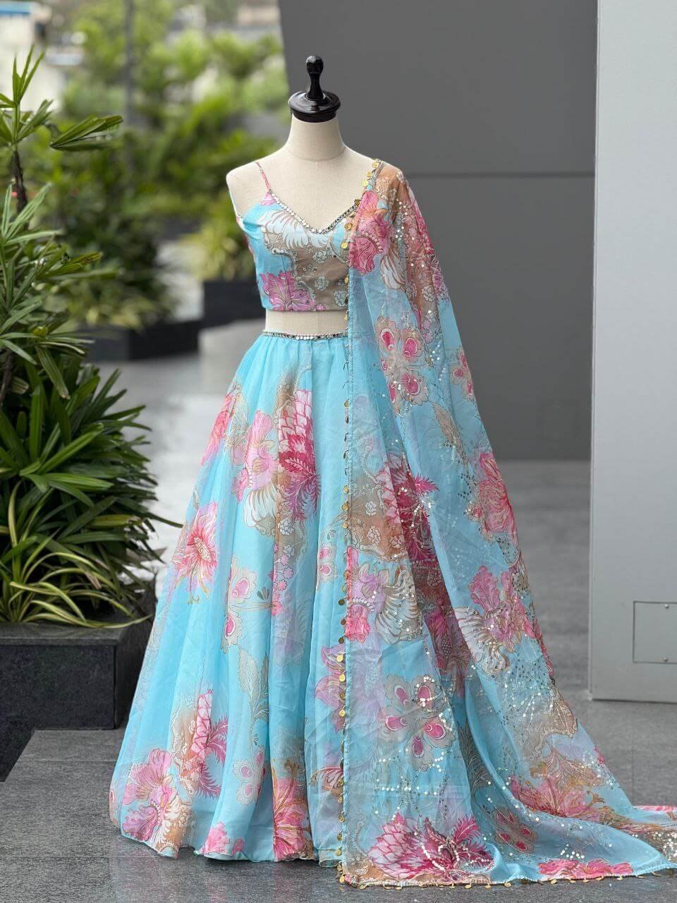 Lahenga Choli Set - Image 2