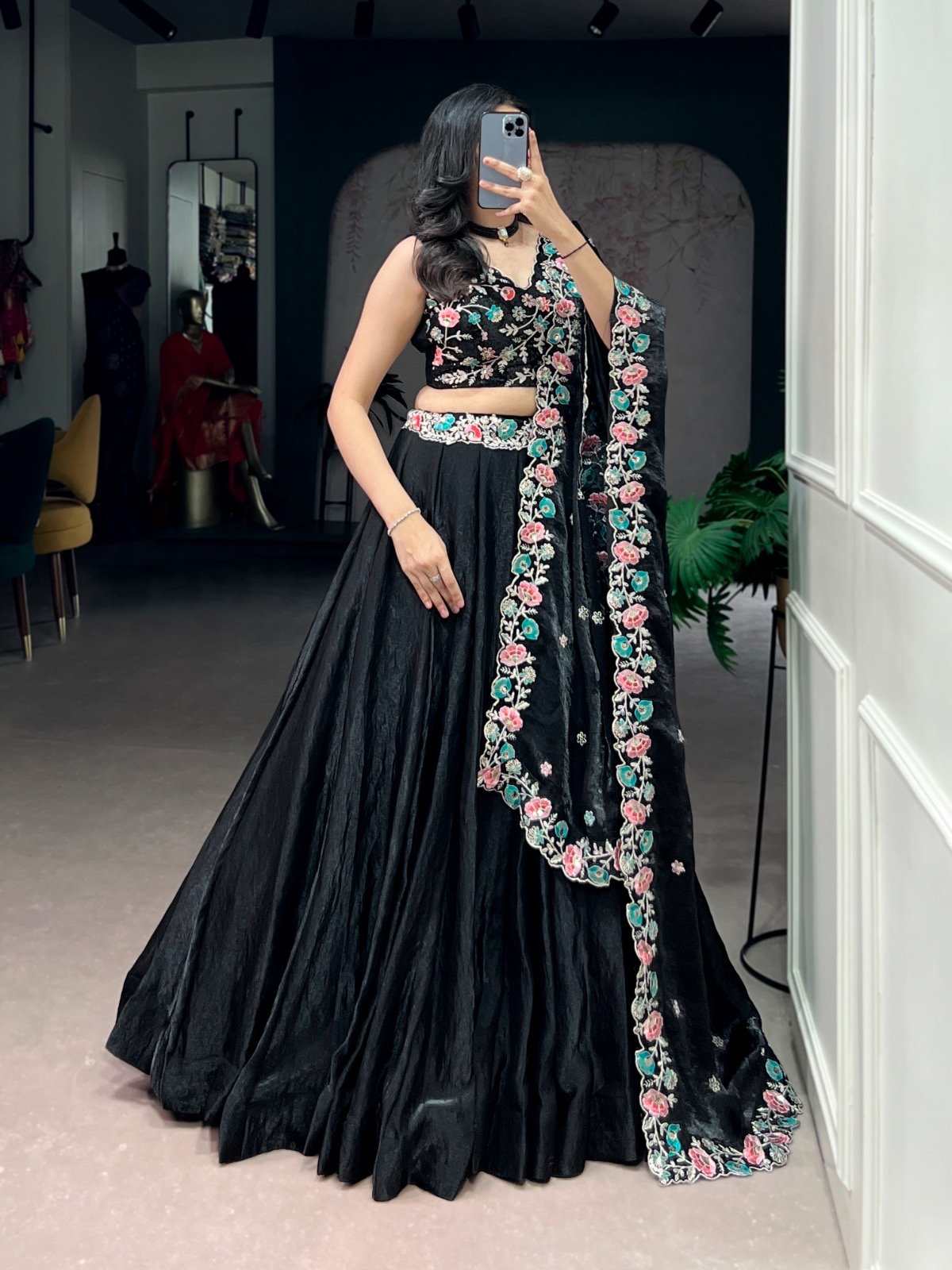 Lehenga Choli Set - Image 4